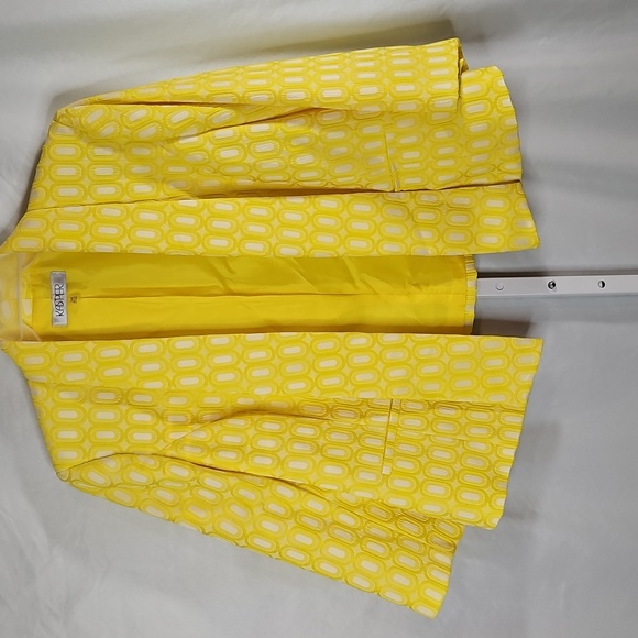 Kasper Yellow 2 Piece Suit Size 14W - Picture 8 of 10
